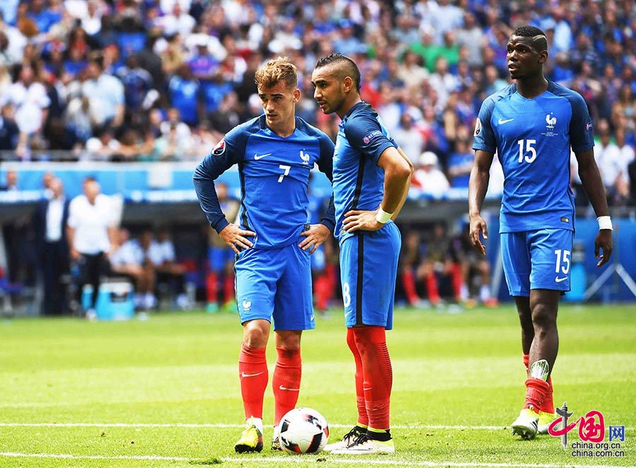 爱尔兰队逆转获胜,成功晋级下一轮 爱尔兰队逆转获胜,成功晋级下一轮