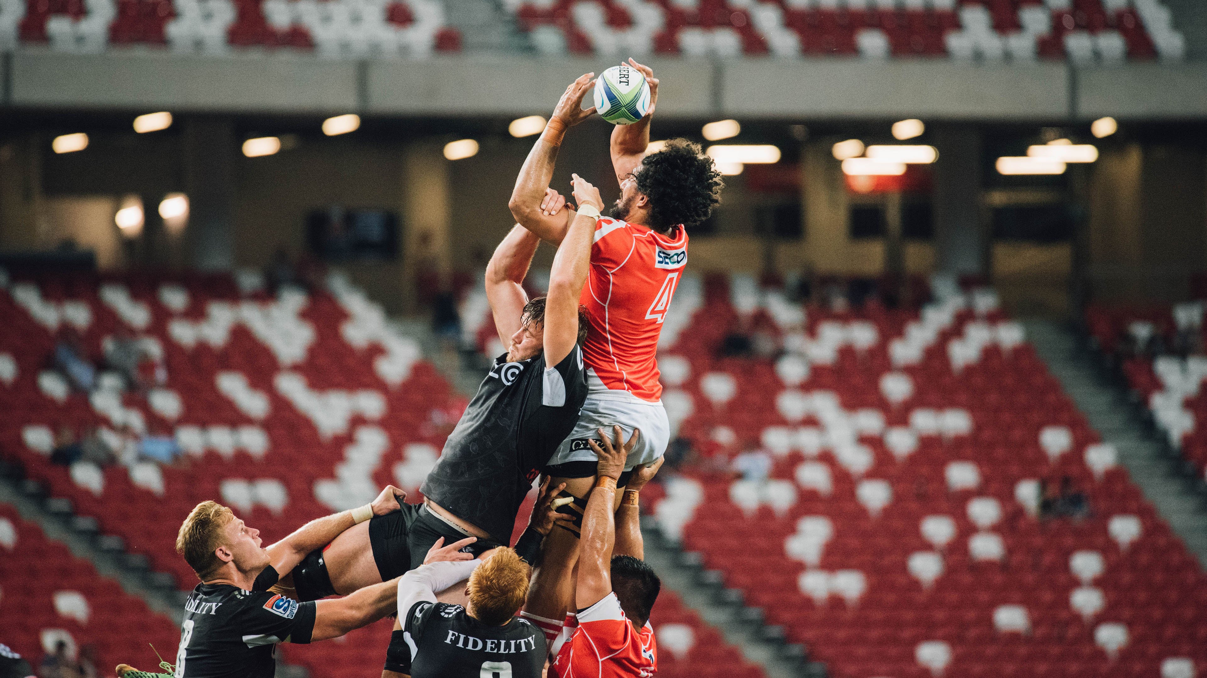 英超争冠之夜，拉什福德高光表现