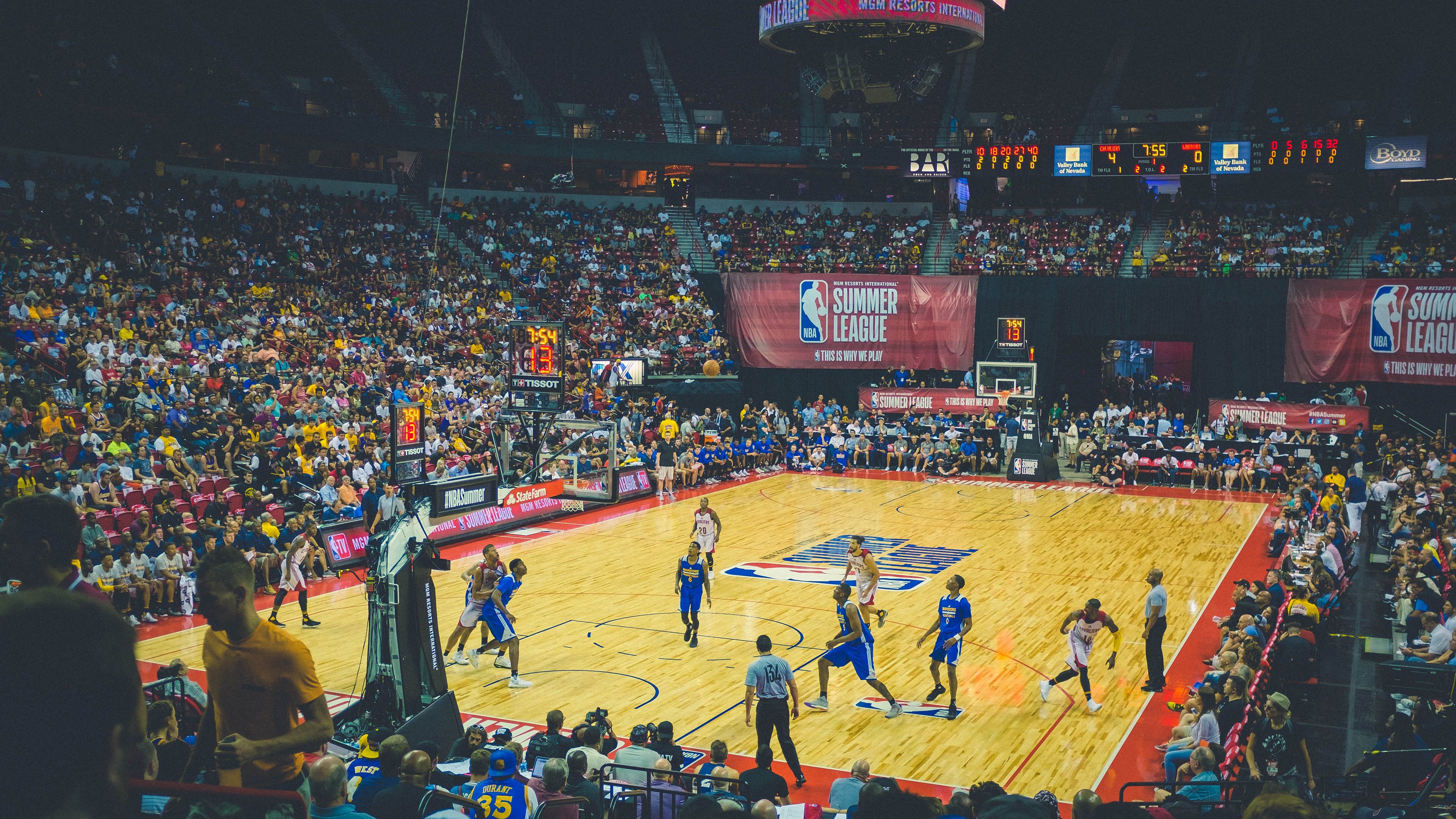 范弗利特冰火双面夜，尼克斯绝杀76人背后的统治逻辑